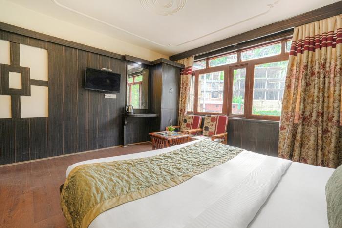 hotel naveen manali by blueko hotel