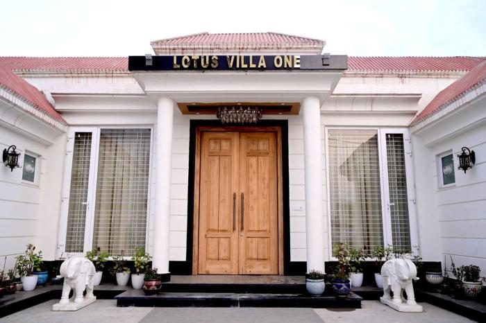 Lotus Portico Club & Resort,,3 star