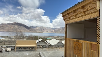 De Reeva Resort Pangong,,2 star