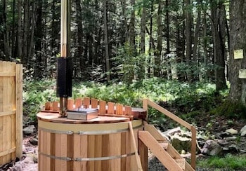 Ferncrest Campground,16 Edgar Ln,3 star