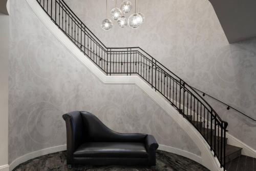 new orleans marriott warehouse arts district