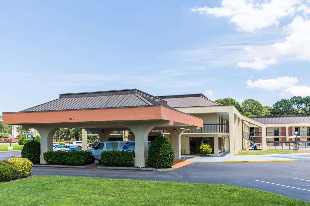 days inn by wyndham norfolk airport