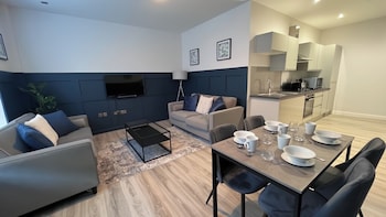 St John's Apartments,,4 star