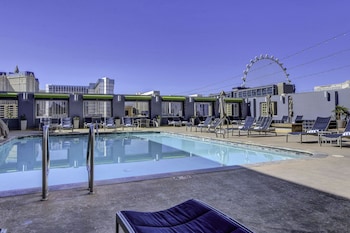 sapphire skyline premium suite