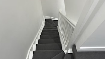 Luxurious London Studios,,3 star