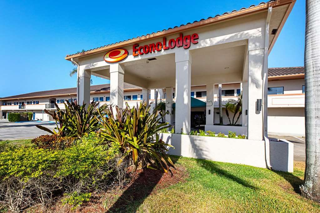econo lodge vero beach downtown