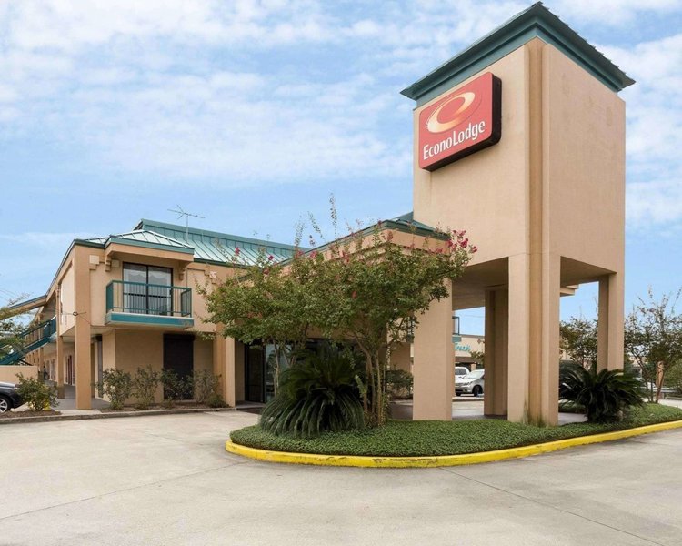 rodeway inn and suites