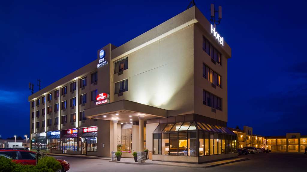 Best Western Voyageur Place Hotel