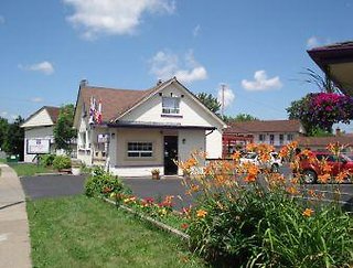 falls lodge by the falls