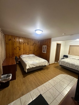 country cabin motel