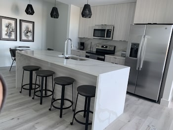handsboro pointe condo and suites