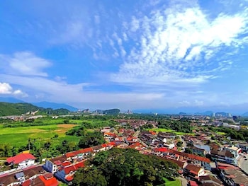 the horizon ipoh 3br l8 by grab a stay