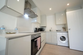 heathrow charge and go