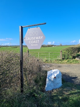 Causeway Coast Retreats,,3 star