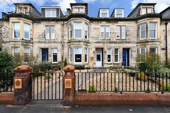 The Townhouse,,4 star