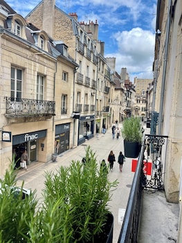 alfred suites