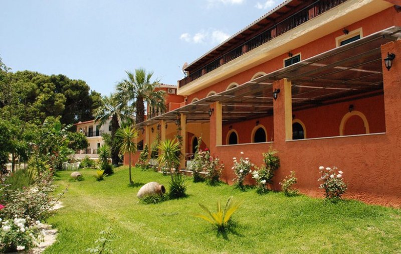 Sunrise Inn Hotel,Karavados>>Cephalonia,3 star