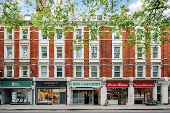 avari apartments grays collection