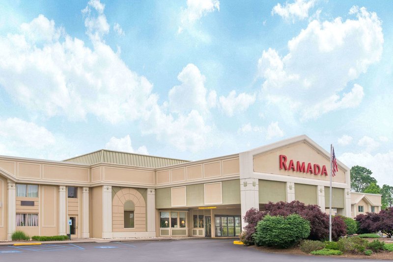 Ramada By Wyndham Whitehall/Allentown
