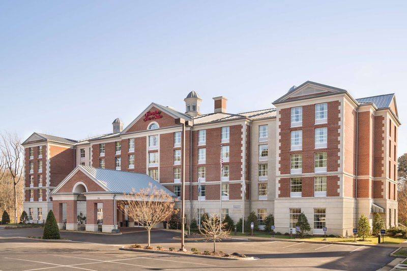 hampton inn and suites williamsburg central