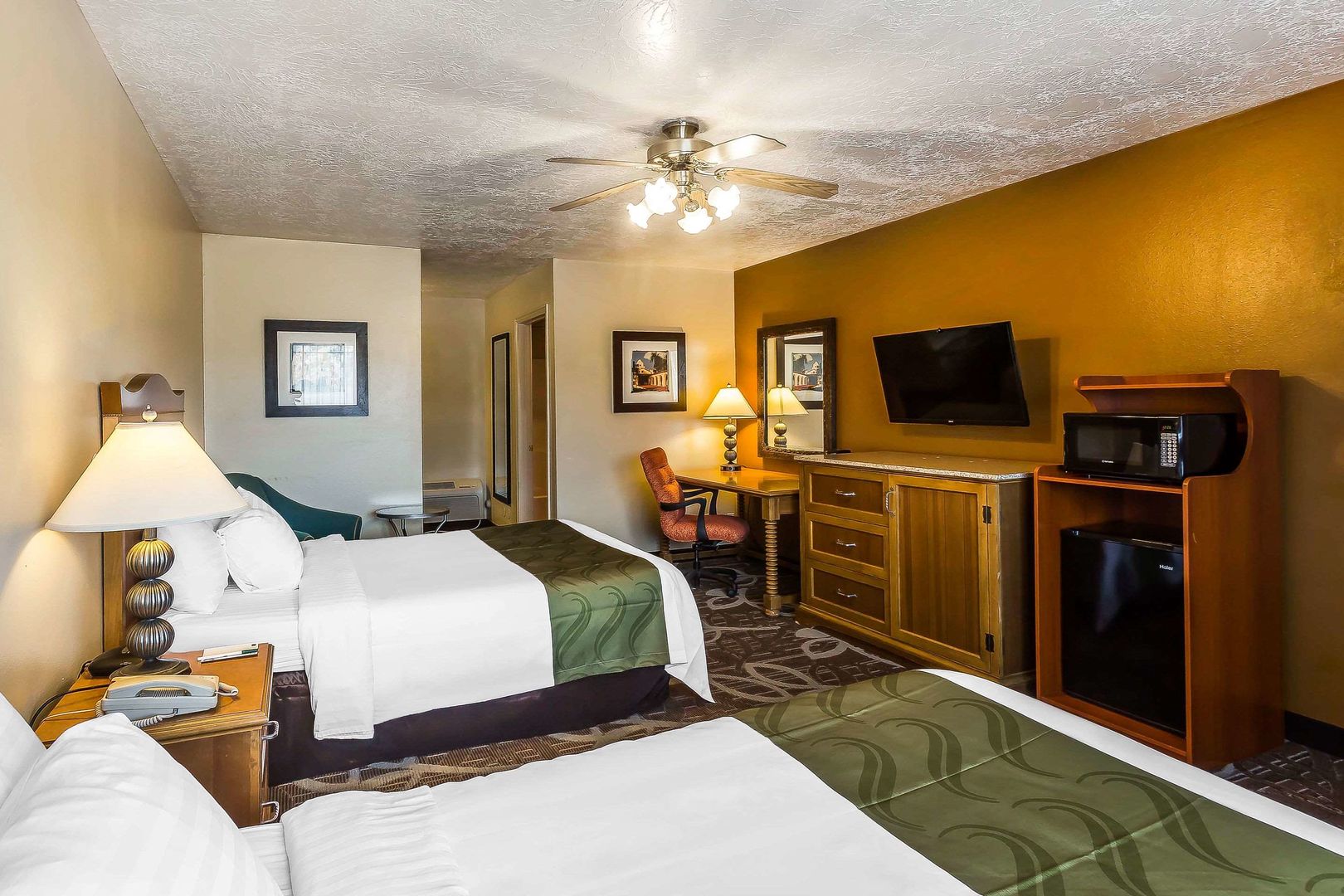 Quality Inn Bryce Canyon Hotel Panguitch, Book Hotels Starting From ₹ 4351