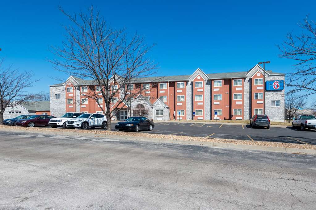 Motel 6 Olathe, Ks,Kansas>>Johnson,2 star