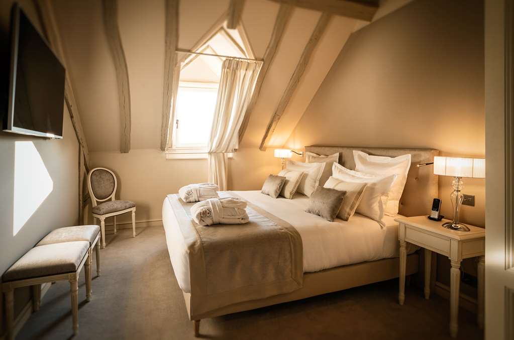 Abbaye De Villeneuve,Loire-Atlantique>>Les Sorinieres,4 star