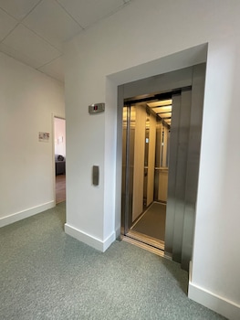 orient residence manchester