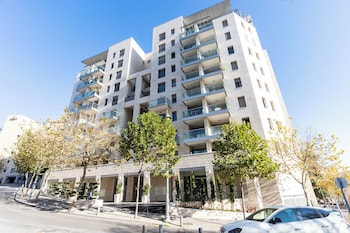 harav agan 12 isrentals