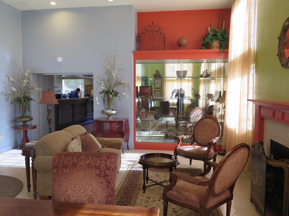Hometowne Studios By Red Roof Yuba City,Yuba City>>Sutter,2.5 star
