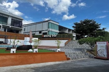 Hideaway Private Residence,,3 star