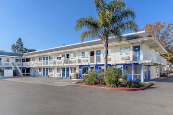 Studio6 Hayward, Ca  Silicon Valley Gateway,,2 star