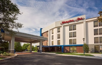 hampton inn by hilton harrisburg west