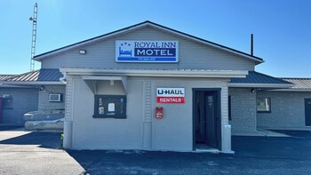 Royal Inn,,2 star