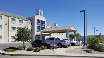Studio 6 Las Cruces, Nm - Telshor,2120 Summit Court,2 star