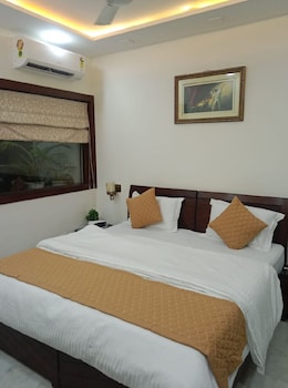 room in bandb home stay bed and break fast