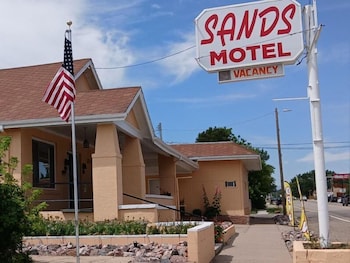 Sands Motel,,3 star