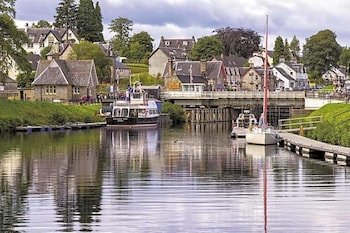 Loch Ness Gate House Apartments,,3 star