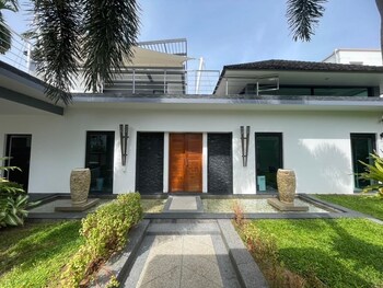 tropical haven 4 bedroom pool villa