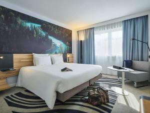 Novotel Massy Palaiseau,Essonne>>Champlan,4 star
