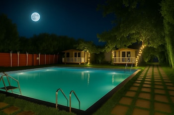 Hotel Heaven Stay,,5 star