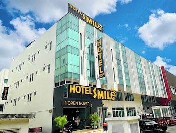 smile hotel subang airport