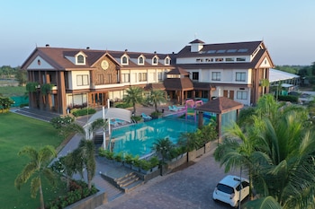 La Casa. Club & Resort,,3 star