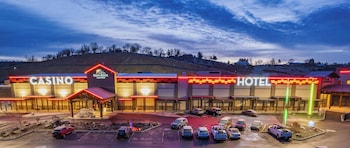 Rain Rock Casino Resort Hotel,,3 star