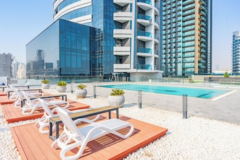 stylish suite studio in jvc