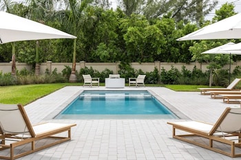 Ebberly House By Brightwild Amazing Pool,,2 star