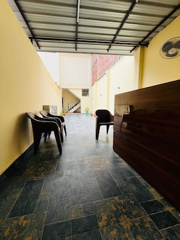 Shree P Guest House,,3 star