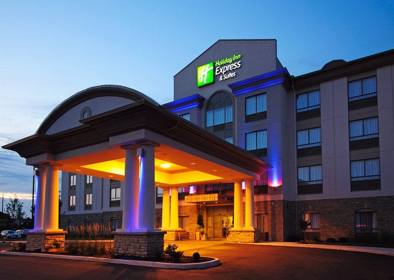 Holiday Inn Express Hotel & Suites Ottawa Airport,Nepean>>Gloucester,2.5 star