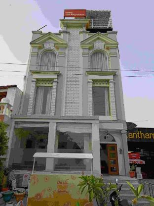 The Hotel Rajputana,,3 star