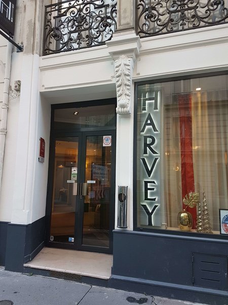 Hotel Harvey,Batignolles>>Arc De Triomphe,3 star